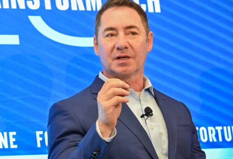 Drowning in AI: Companies are launching hundreds of projects, and that’s a problem