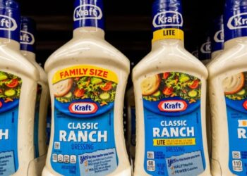 Kraft pounces on World Cup ranch craze with TSA-approved travel kits after the agency tells visitors to ‘avoid chugging’ the dressing