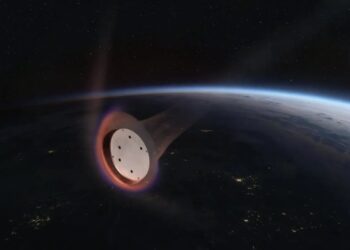 SpaceX Launches Secretive New Spacecraft Shaped Like Flying Saucer