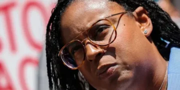 Dem Congresswoman faces 17 years in jail for confronting a police officer