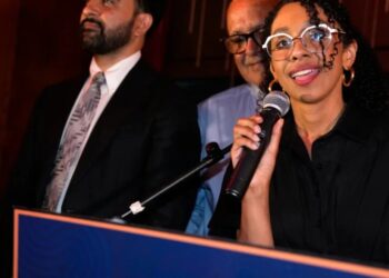 Mamdani’s insurgents oust two Democratic congressmen in a sweep that rattles the party