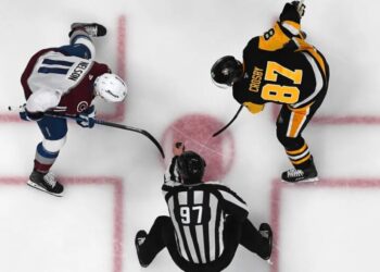 Hockey might be coming to Houston — or Austin — in a deal between the NHL and billionaire Dan Friedkin