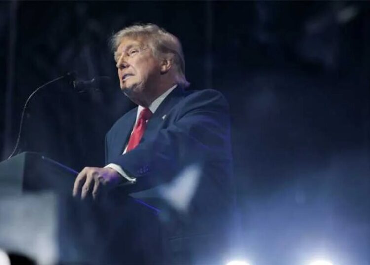 Trump’s Great American State Fair off to rough start as fans walk out on his speech