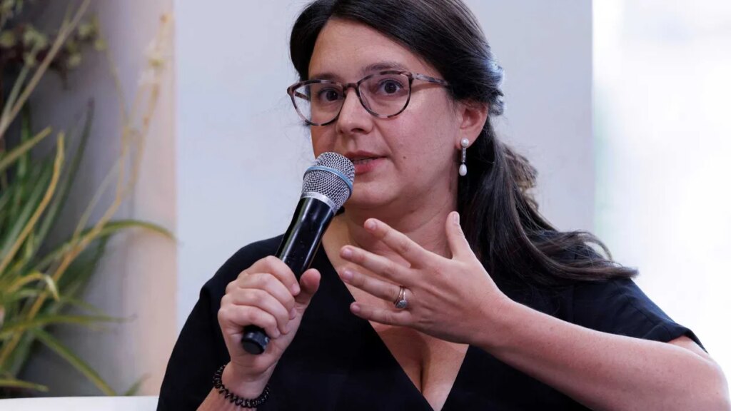 Panic at CBS as Bari Weiss eyes ‘blockbuster sit-down’