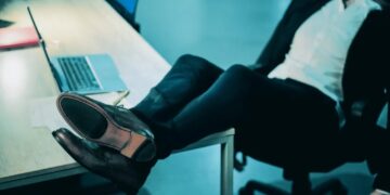 AI Companies Are Learning an Ironic Lesson as the People They Pay to Improve Their Chatbots Are Just Feeding AI Slop Into Them