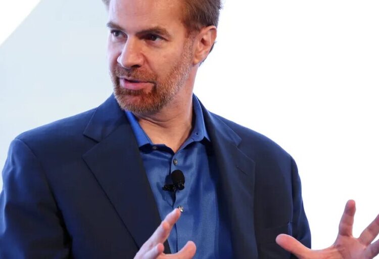 ‘It’s not going away’: The Stanford economist who called the AI entry-level jobs crisis early has the receipts