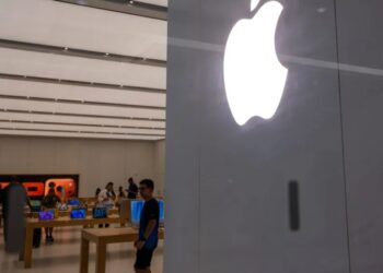 Apple seeks U.S. approval to buy chips from blacklisted CXMT: FT