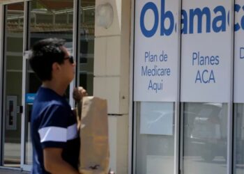 3 million Americans have dropped Obamacare health coverage over past year, after Republicans let federal subsidies expire