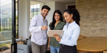LinkedIn says real estate is one of the hottest industries for entry-level workers—One Gen Z sales agent made $75K his first year with no experience
