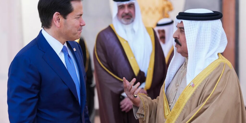 Iran attacks Bahrain and Kuwait in response to U.S. airstrikes and threatens a ‘complete halt’ in peace talks as fighting over Hormuz continues