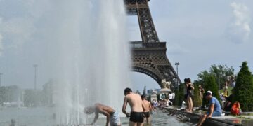 France suffers 1,000 additional deaths in just the past week amid record heat wave—and 85% involved people aged 65 and above