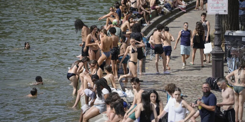 How Paris is using the Seine to try to keep cool in scorching heat