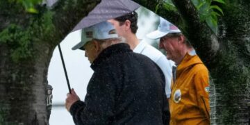 Trump ‘on the brink’ of receiving historic shellacking from Supreme Court: law professor