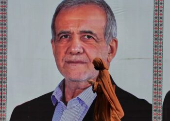 U.S. official says $6 billion in frozen Iranian assets will be released, while Oman discusses possible Hormuz service fees with Tehran