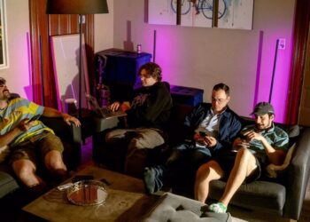 I Spent a Week in a Hacker House