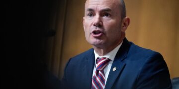 Republicans Push for Constitutional Amendment Restricting Birthright Citizenship After Supreme Court Ruling