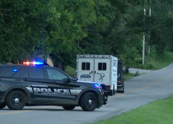Kansas City Police Seek Gunman in Spree of Five Roadway Shootings