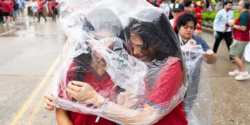 A Tropical Storm Came Ashore, but Houston’s Match ‘Dodged the Bullet’