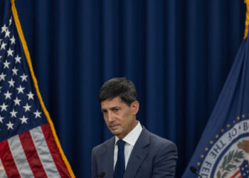 Warsh Wants the Fed to Send Fewer Signals. That Comes With Risks.