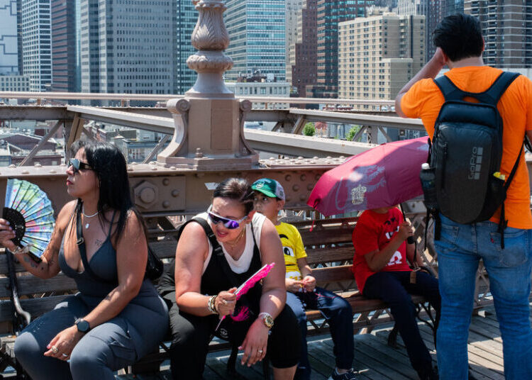 Midwest and East Face Prolonged Spell of Extreme Heat