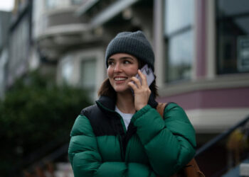‘Voicemails for Isabelle’ Review: An Unexpected Recipient