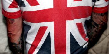 In Britain, the Far Right Is Setting the Agenda