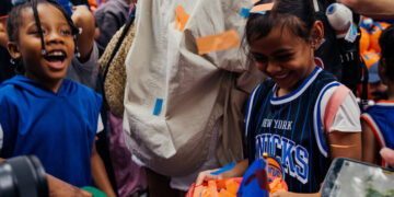 The Knicks Parade: Come Early, and Bring Patience