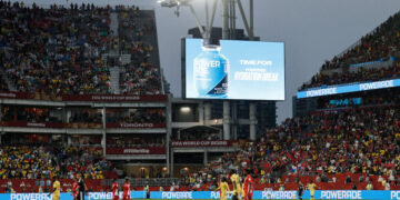 Many World Cup Fans Would Rather Skip the Hydration Breaks