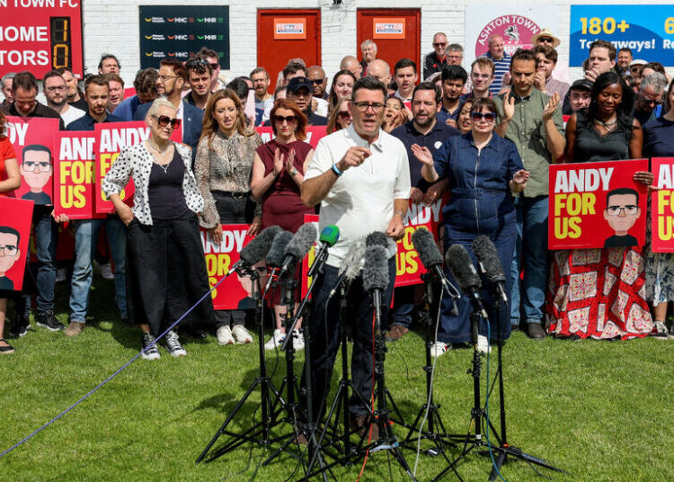 In Britain, a Rival’s Stunning Victory May Force Starmer’s Last Stand