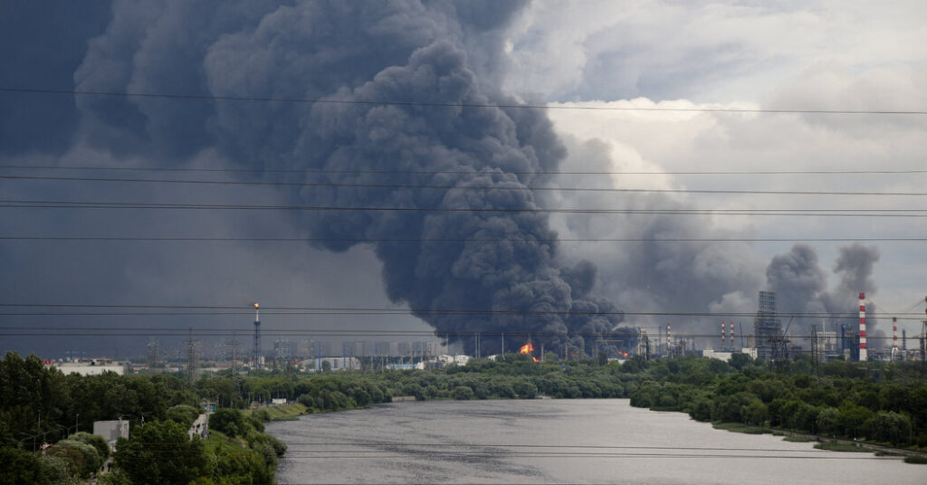 A Missing Ingredient in Ukraine’s Barrages on Russia: Ballistic Missiles