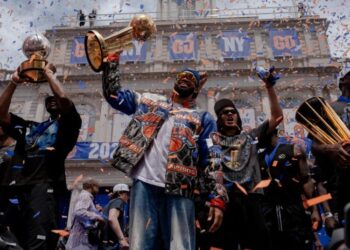 The Knicks’ Championship Parade in 5 Photos