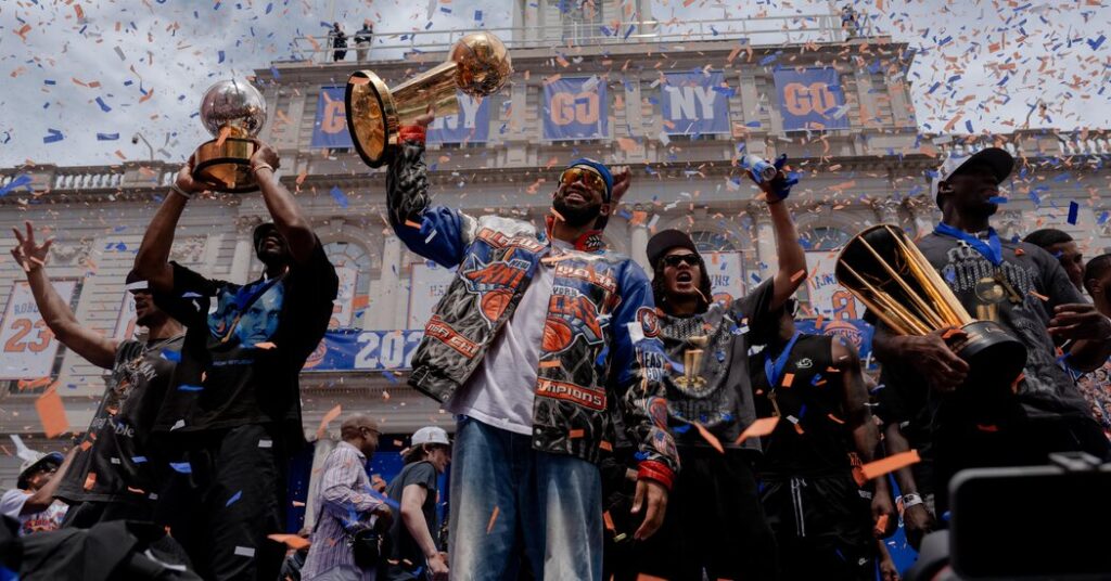 The Knicks’ Championship Parade in 5 Photos