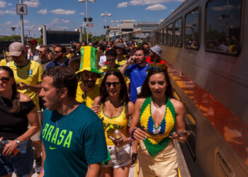 A Local Train System Is on a World Stage, and Everyone’s a Critic