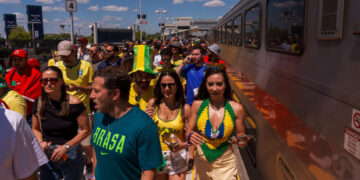 A Local Train System Is on a World Stage, and Everyone’s a Critic