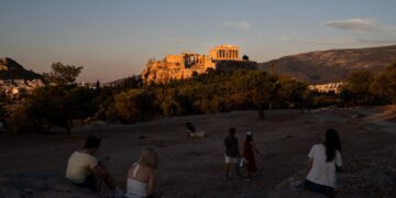 With Fresh Marble Fillings, the Parthenon Gets a Partial Glow-Up