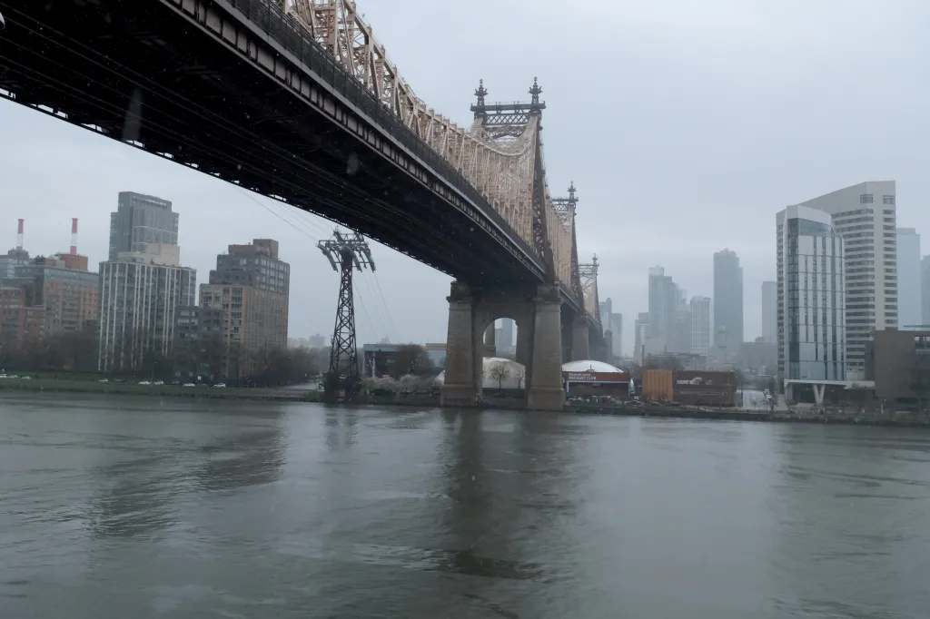 A partial view of the Ed Koch Queensboro Bridge and the East River is seen Sunday afternoon, April 5, 2026, in Manhattan. According to reports, the NYPD Harbor Unit recovered a person who fell into the water in the area and brought the victim to shore by boat. (Photo by Luiz C. Ribeiro for NY Post.)