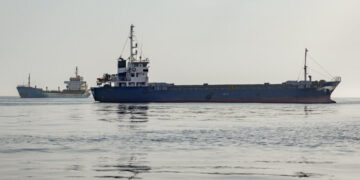 New Strait of Hormuz Closure Announcement Threatens the Slow Uptick in Traffic