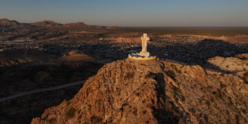 A Diocese Tries to Protect Its 29-Foot Jesus From Trump’s Border Wall