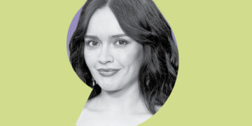 Olivia Cooke of ‘House of the Dragon’ Loves Her Colbert Mug