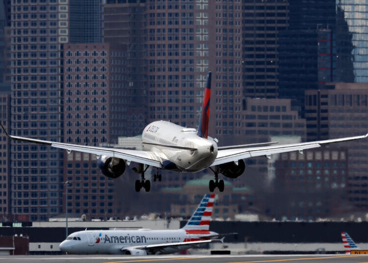 F.A.A. Investigates Near Miss Between Planes at Boston’s Logan Airport