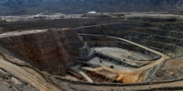 China Tightens Rare Earth Grip on U.S. Firms, Threatening Trade Clash