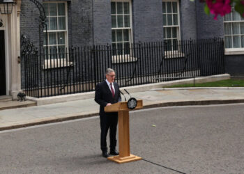 After Starmer Quits, Investors Wonder Where the British Economy Goes Next