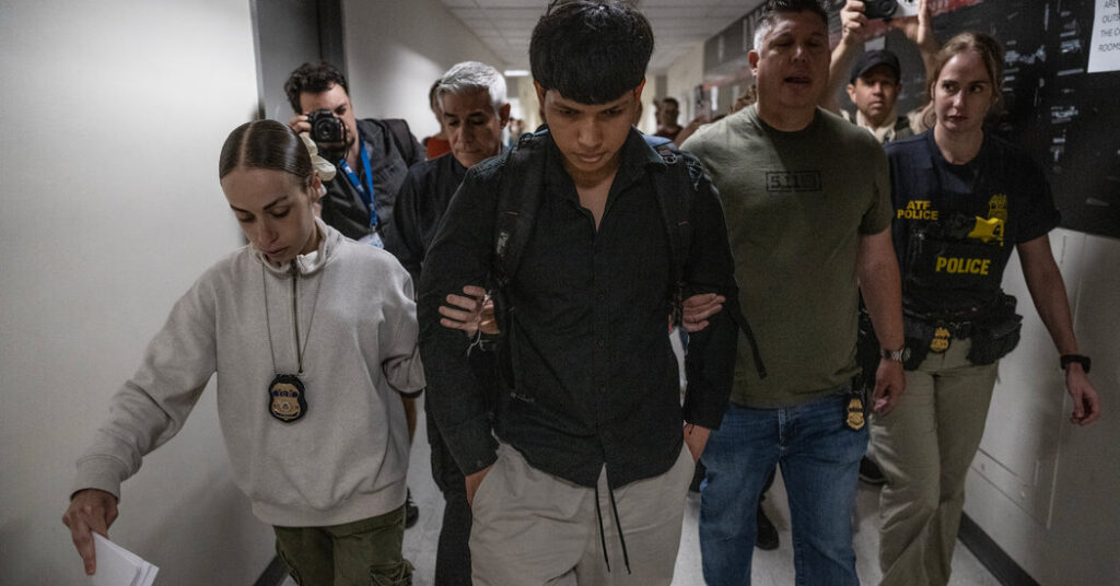 Federal Judge Bars ICE From Making Arrests in Immigration Courts