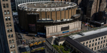 Customers Sue Madison Square Garden Over Hacking of 26 Million Records