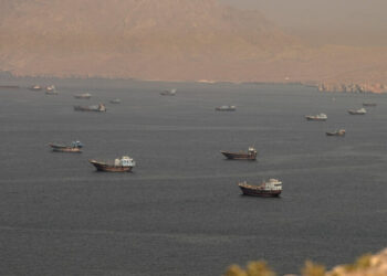 U.S. Temporarily Lifts Sanctions on Iranian Oil