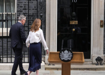 Who Will Replace Starmer? Here’s What Happens Next.