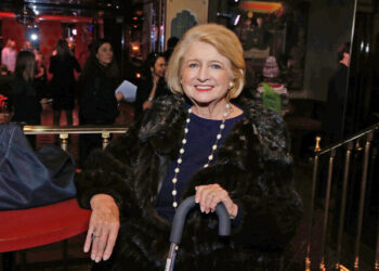 Shirley Lord, Beauty Editor, Novelist and Society Fixture, Dies at 93