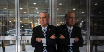 Thomas DiNapoli Beats 2 Challengers in N.Y. Comptroller Primary