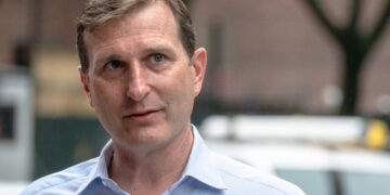 Goldman Says Cafe’s Hostile Post About Him Does Not Warrant Civil Rights Case