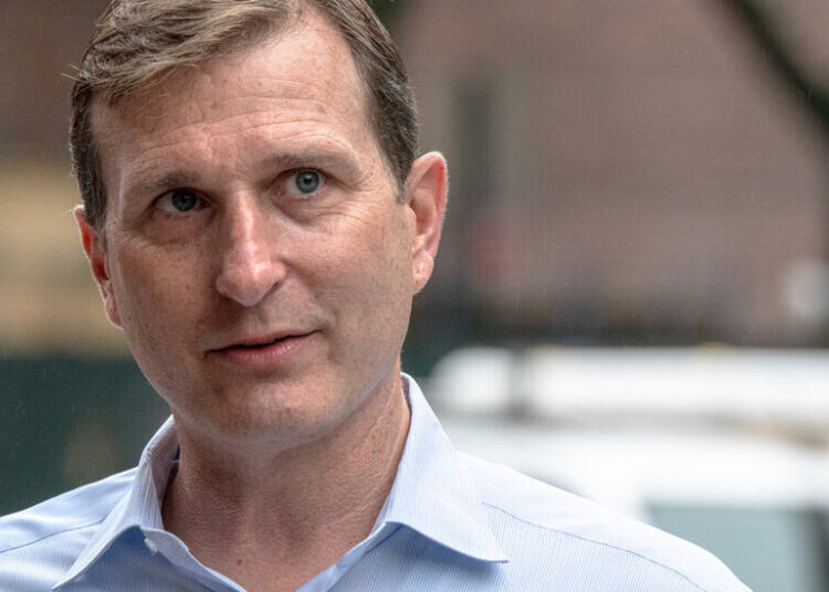 Goldman Says Cafe’s Hostile Post About Him Does Not Warrant Civil Rights Case